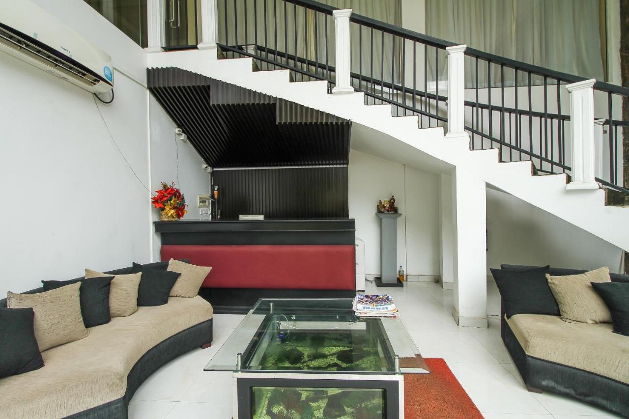 Hotel Nathaliya Katunayake Exterior photo