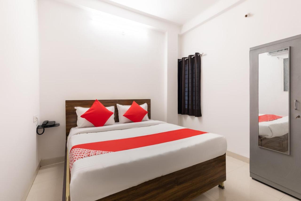Hotel Nathaliya Katunayake Exterior photo