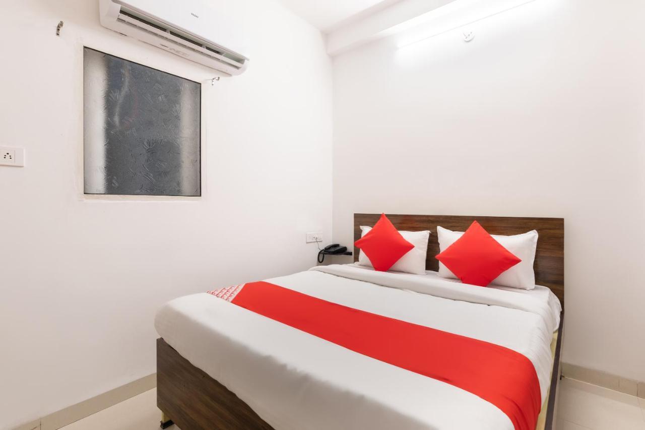 Hotel Nathaliya Katunayake Exterior photo