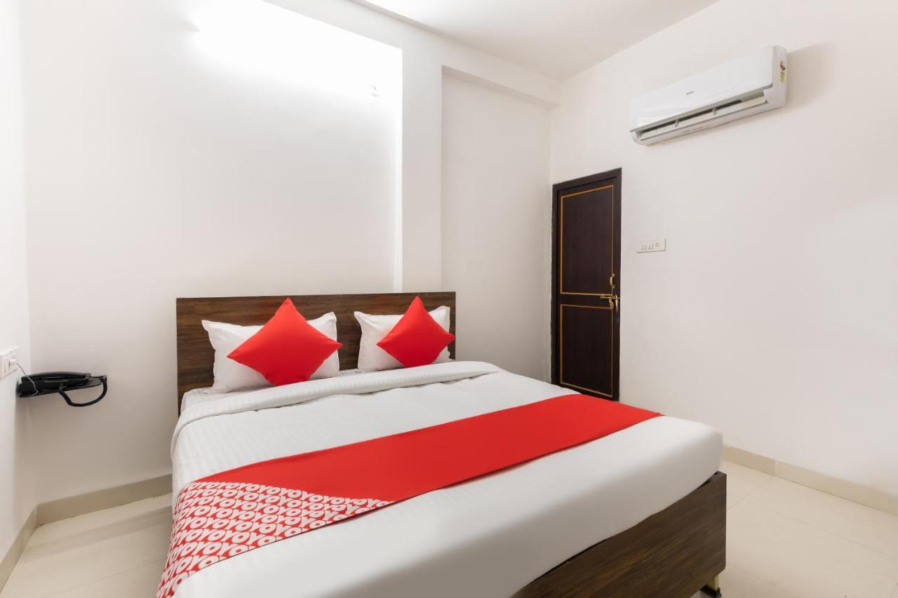 Hotel Nathaliya Katunayake Exterior photo